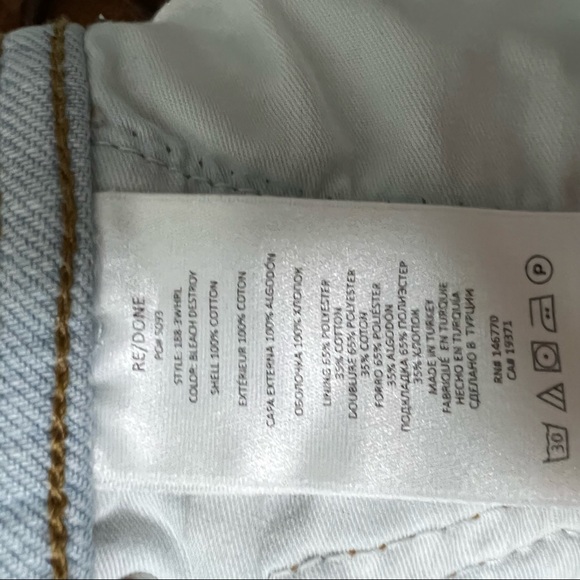 Re/Done 90s High Rise Loose Jeans Bleach Destroy Light Wash Denim Size 30 NWT - Picture 13 of 13